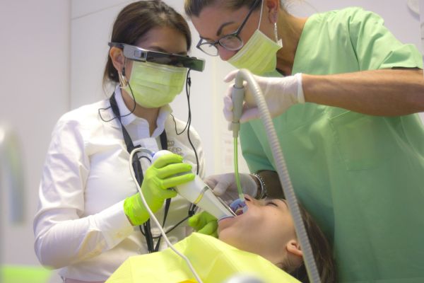 Top conseils pour choisir un dentiste d'urgence à Bruxelles